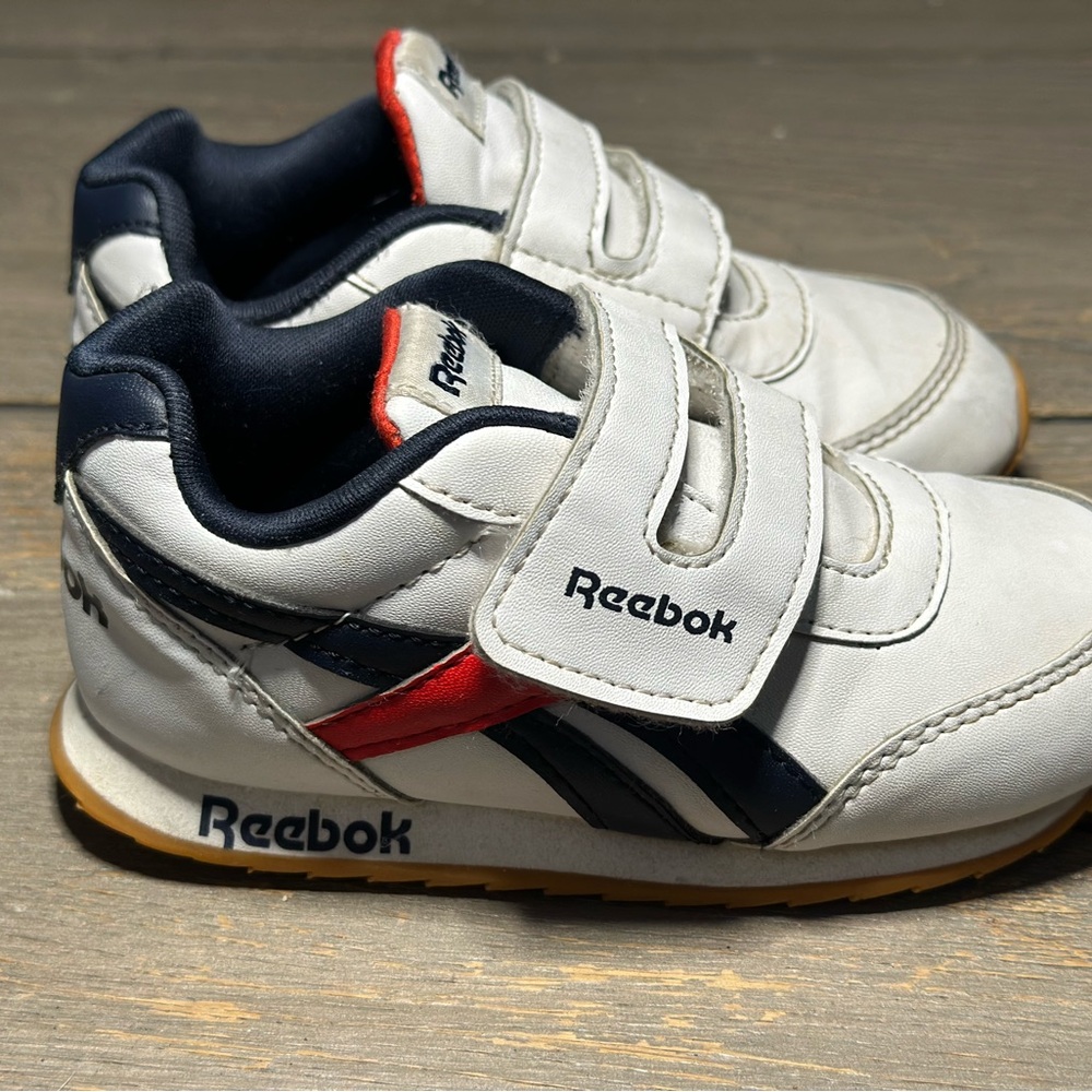 Reebok Kids White and Navy Sneakers toddler size 8